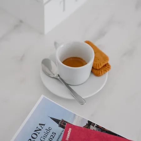 Alatea Porta Nuova 20 Pensjonat Werona